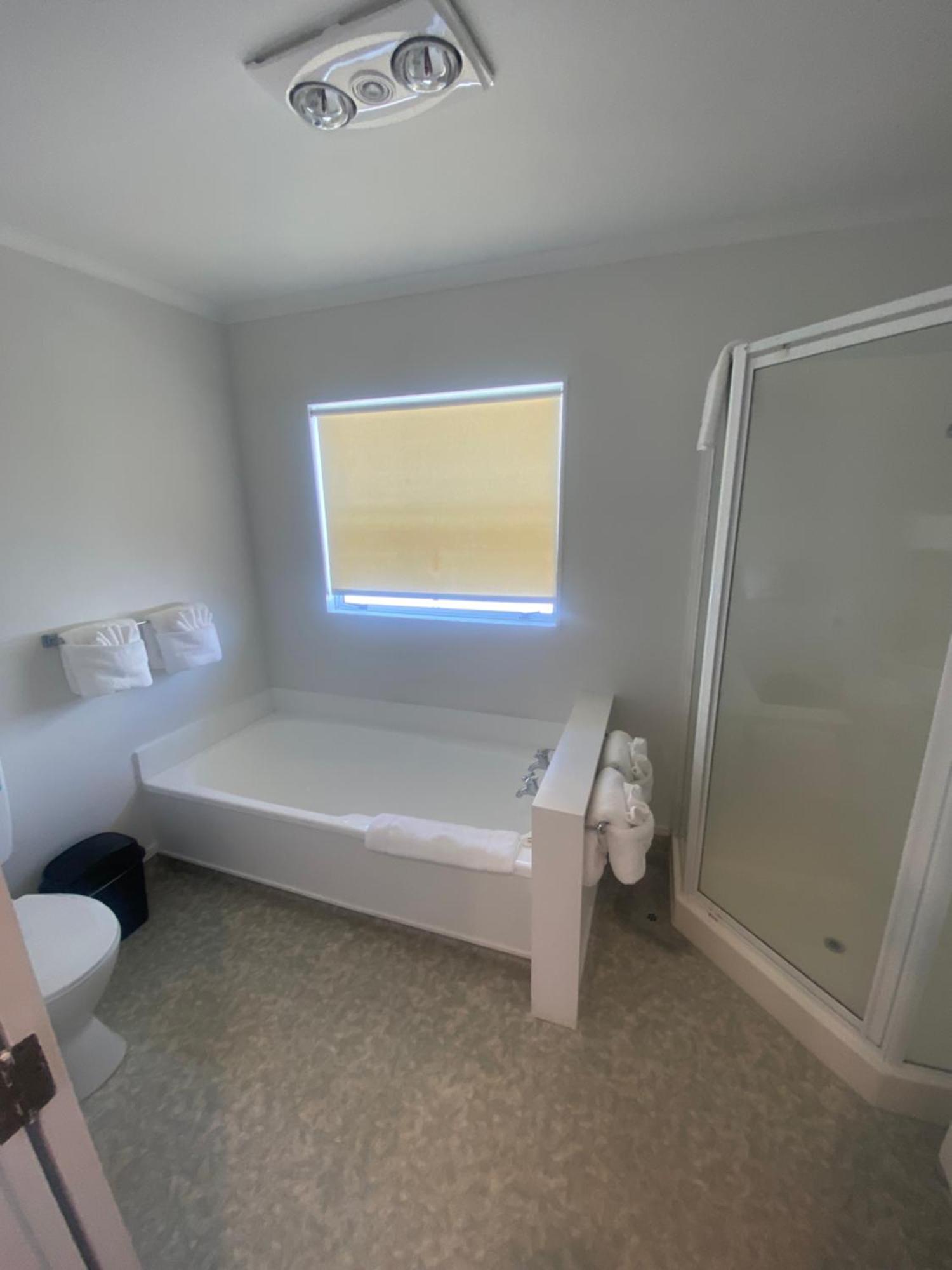Lakeside Taupo Motel Kültér fotó