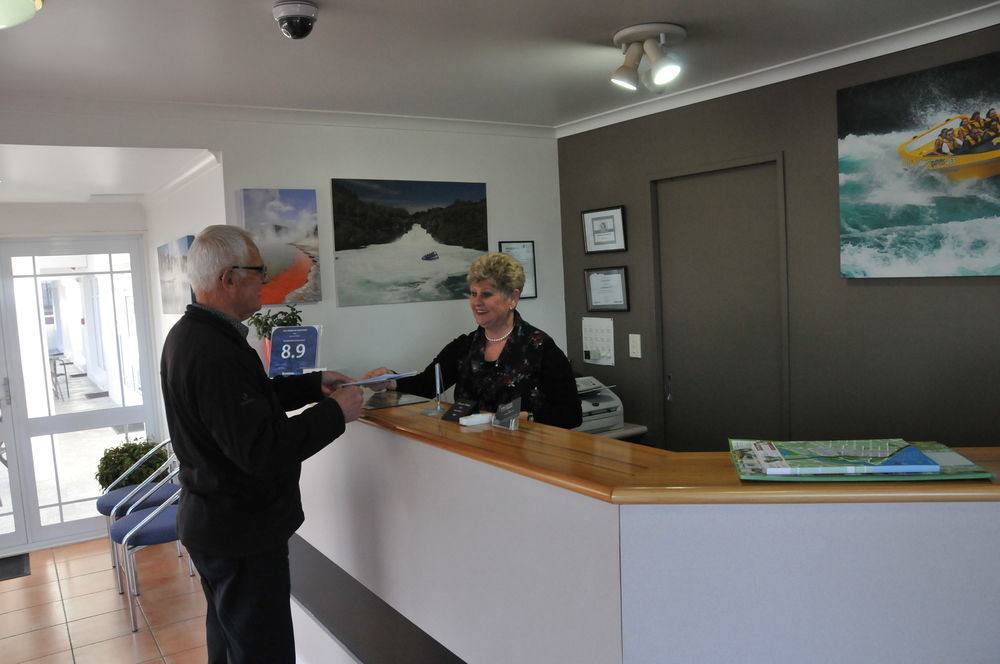 Lakeside Taupo Motel Kültér fotó