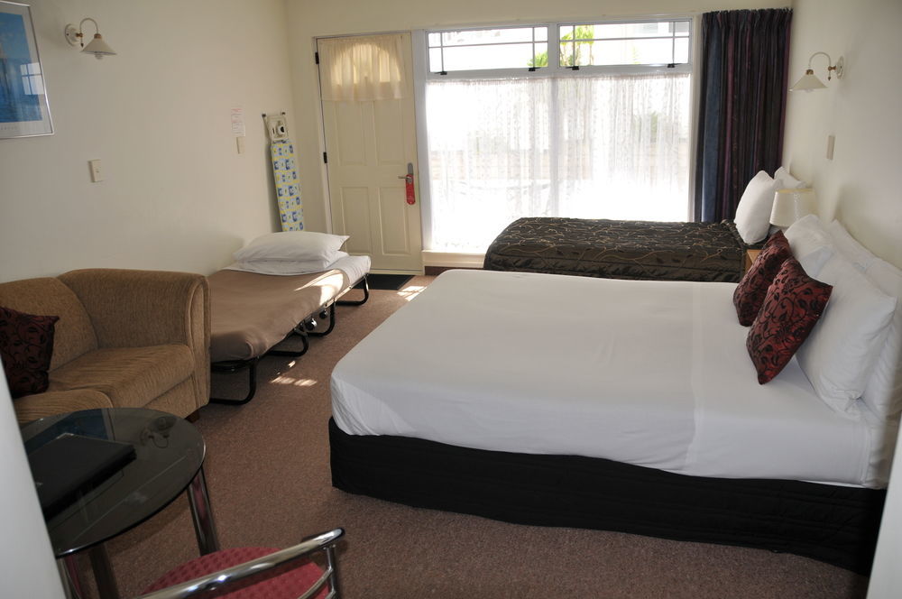 Lakeside Taupo Motel Kültér fotó