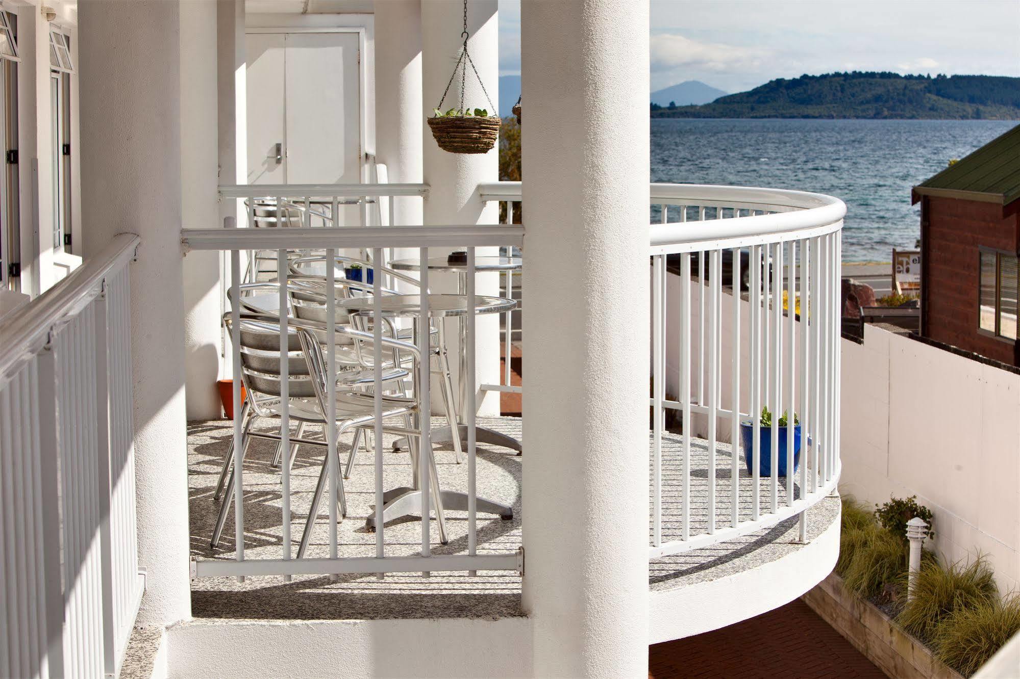 Lakeside Taupo Motel Kültér fotó